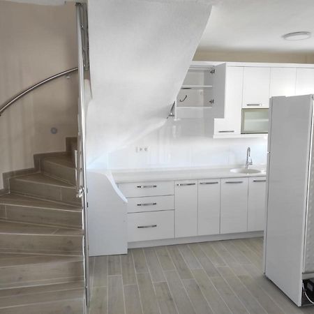 Cesme Burcu Sitesi Yaman Villa Exteriör bild