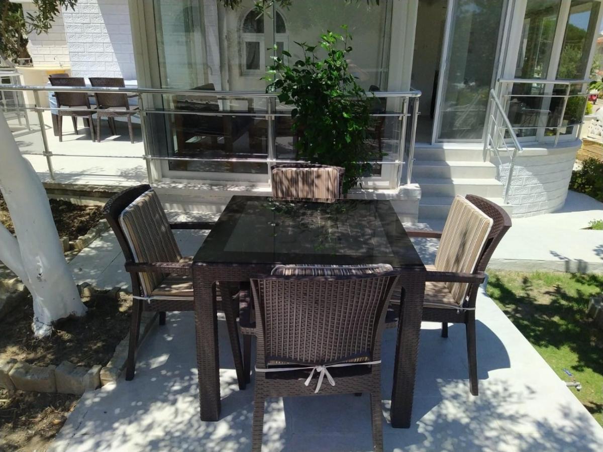 Cesme Burcu Sitesi Yaman Villa Exteriör bild