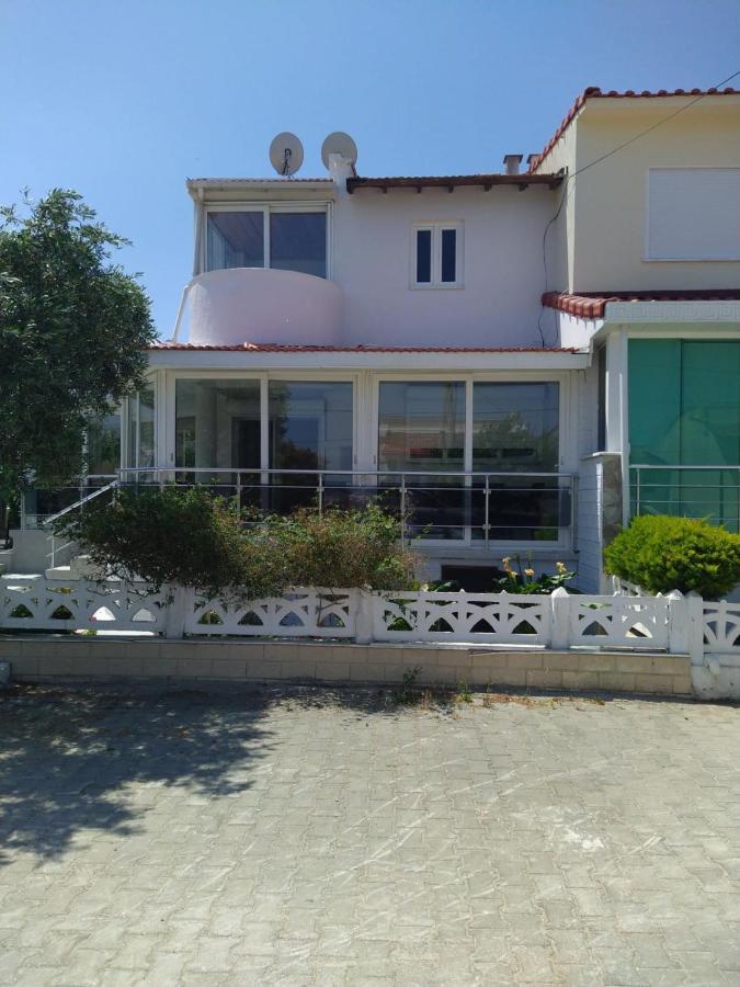 Cesme Burcu Sitesi Yaman Villa Exteriör bild