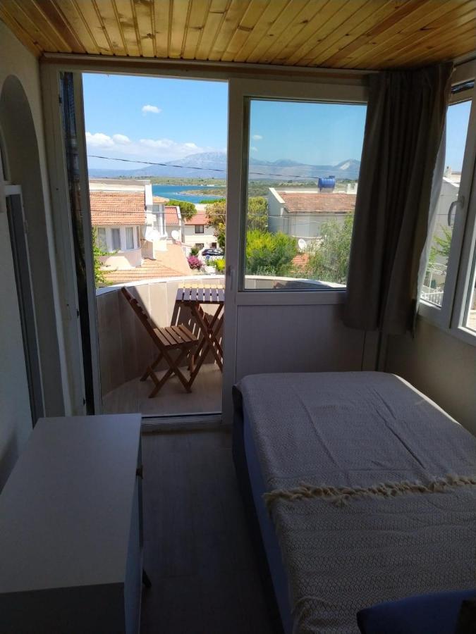 Cesme Burcu Sitesi Yaman Villa Exteriör bild