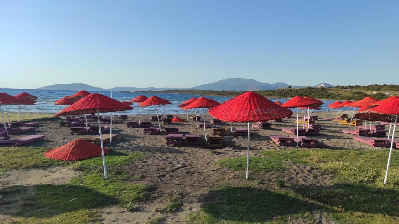 Cesme Burcu Sitesi Yaman Villa Exteriör bild